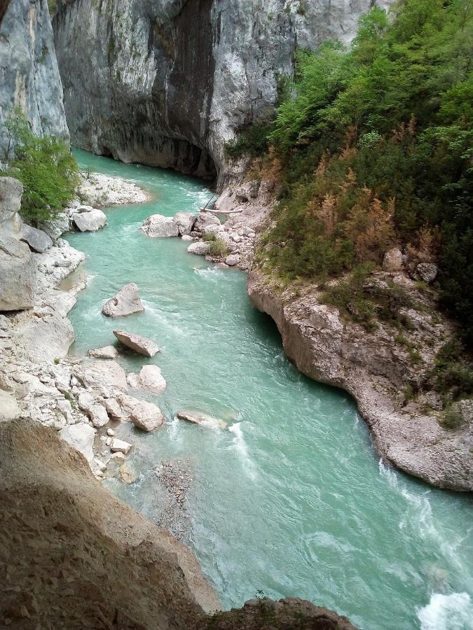 Campasun Camping De L'Aigle Aiguines Exterior foto